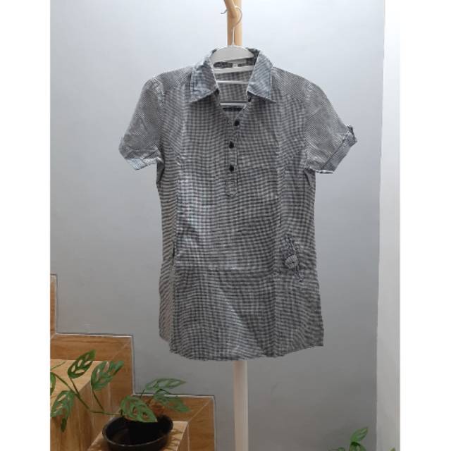 Preloved atasan kemeja St.yves size S no deffect like new