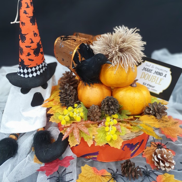 

Hampers halloween party pumpkin decoration 9