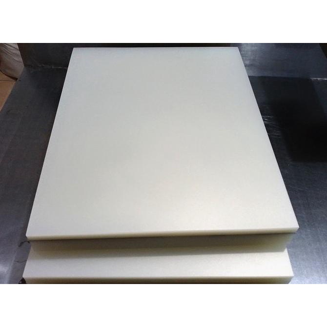 

Plastik Jilid Cover Mika Doff 0.50 Mm Folio Isi 50 Lembar Terlaris