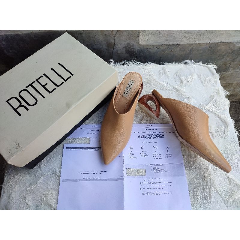 Preloved Rotelli shoes size 37