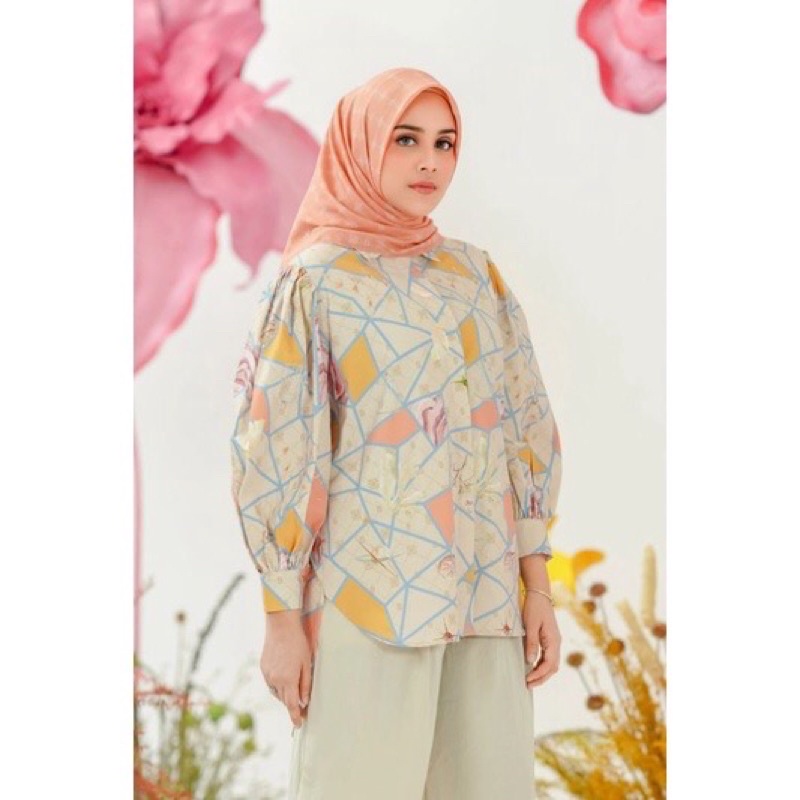 astera top size S xanadu buttonscarves x ria miranda