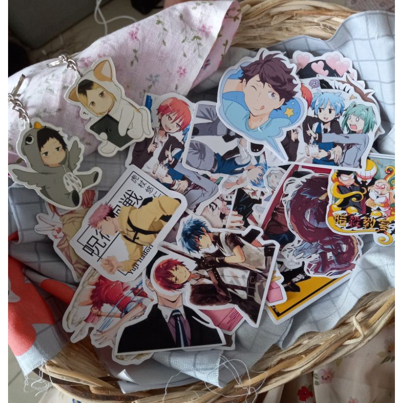 

custom sticker anime min 15