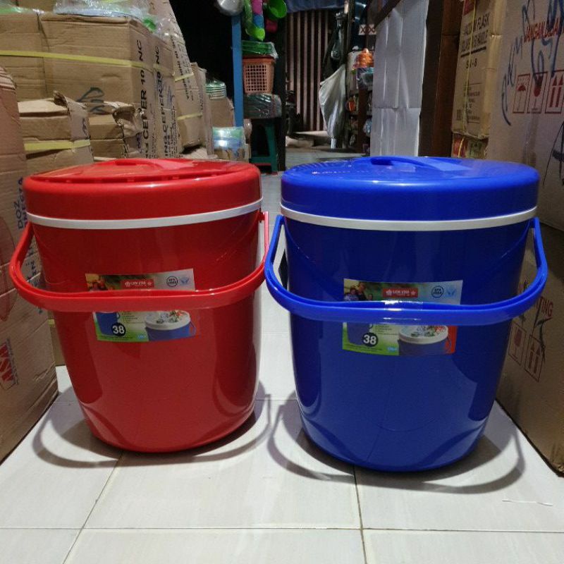 Rice Bucket 38 liter lion star