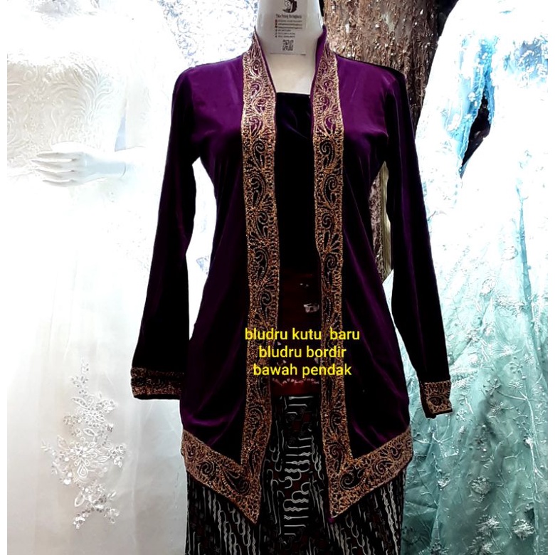 Kebaya Kutu Baru Bludru Bordir