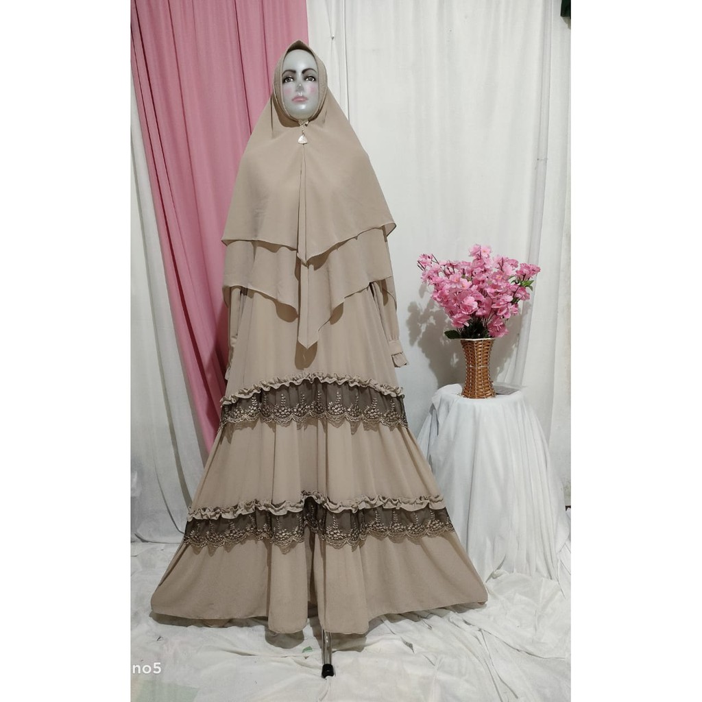 Gamis Syari Ceruty Renda Besar