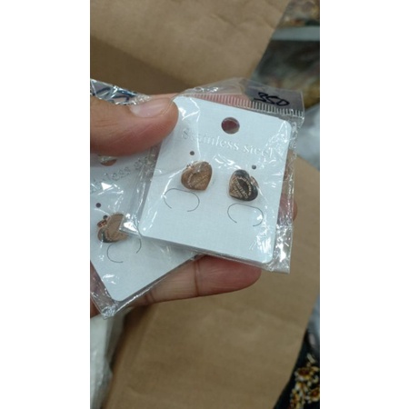 Anting Titanium premium (tidak luntur)