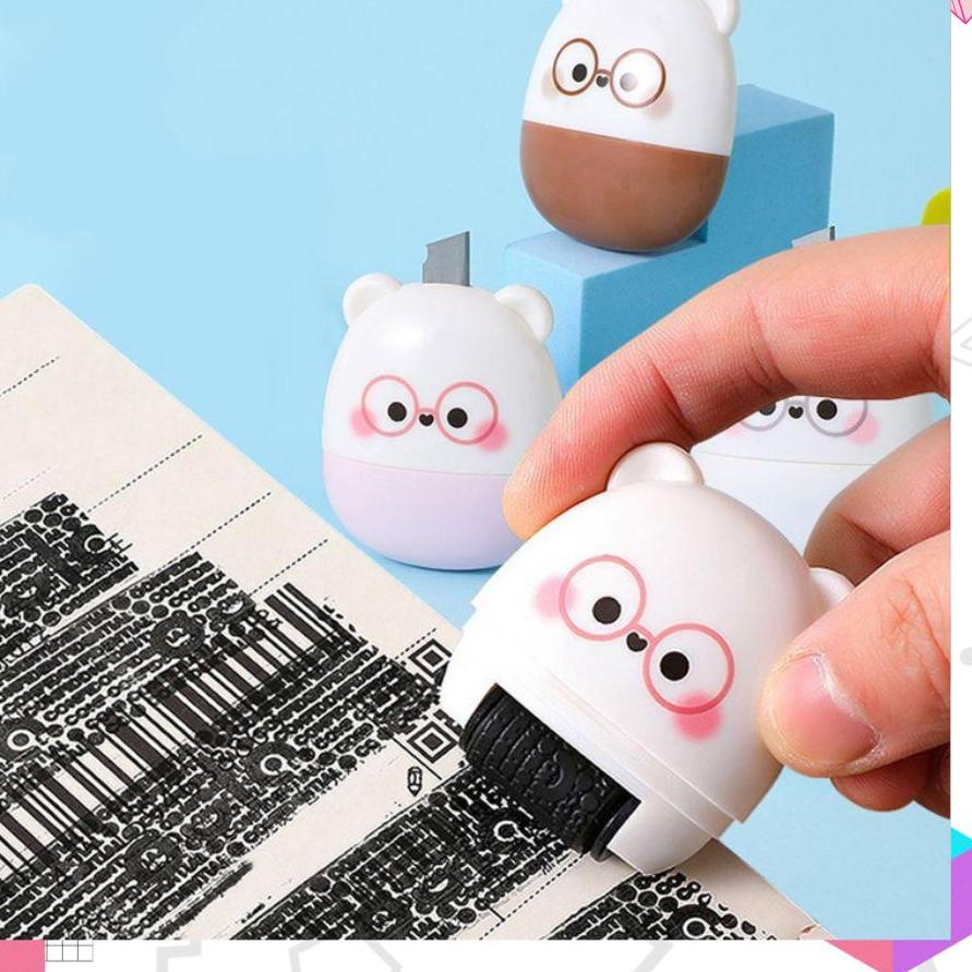 

Miliki LEXJAKARTA Roller Stempel Cutter Mini 2 In 1 / Cutter Stempel Pelindung Data Alamat / Stempel Data Paket / Stempel Pelindung Data Pribadi Motif Bear / Roller Stempel / Stamp Roller / Stamp Cutter ,,