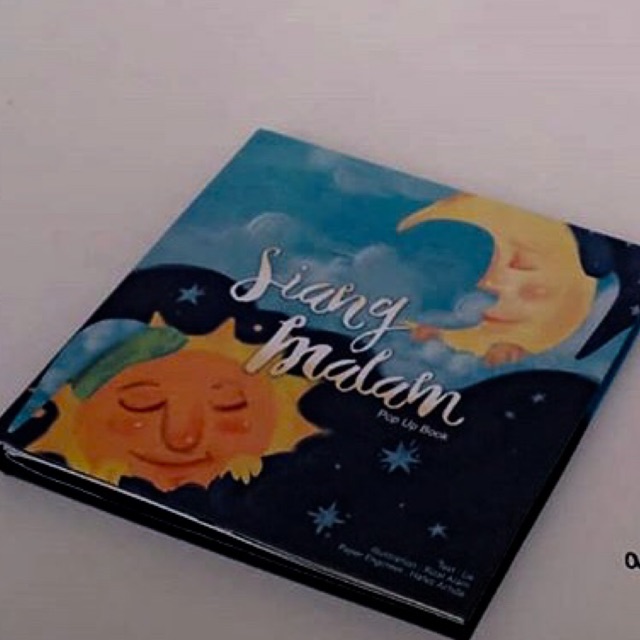 Buku Pop Up Siang Malam Impian Studio