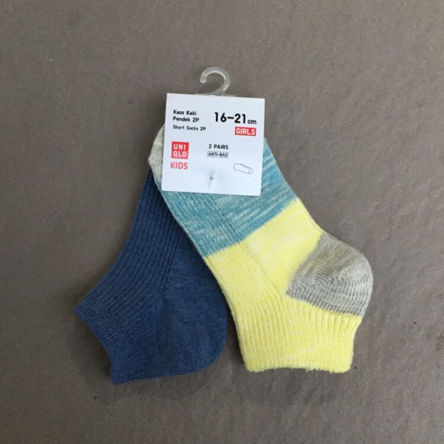 Uniqlo original kids socks