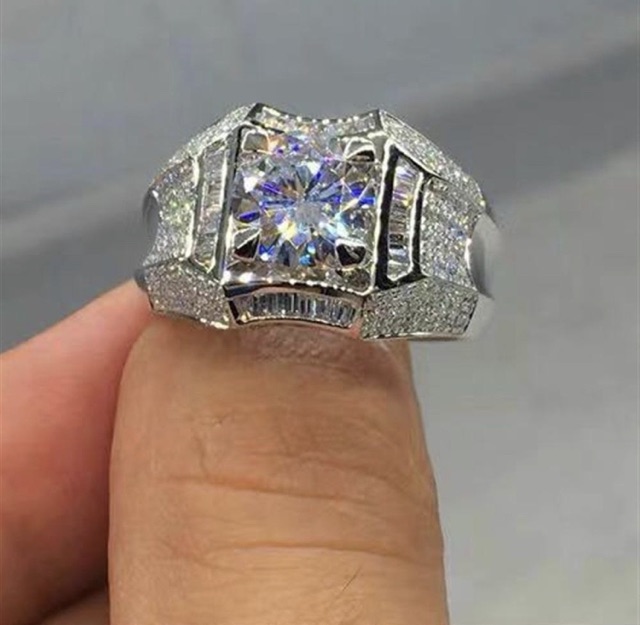 Cincin Pria Berlian Cubic Zirconia Mewah BlingBling Kantoran Ring Perak Campuran