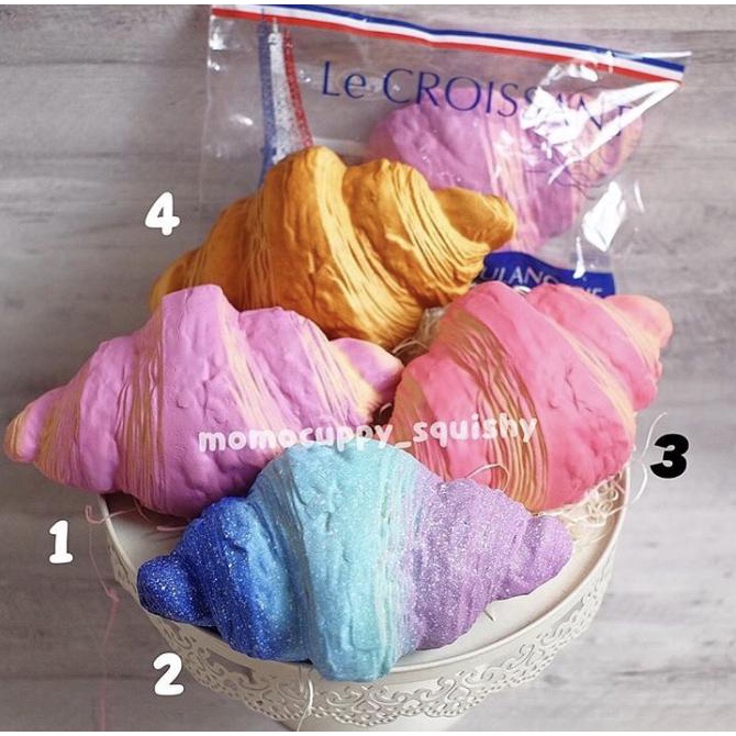 Squishy licensed Le croissant new by ibloom ( squishy roti perancis) ---Terbaru---