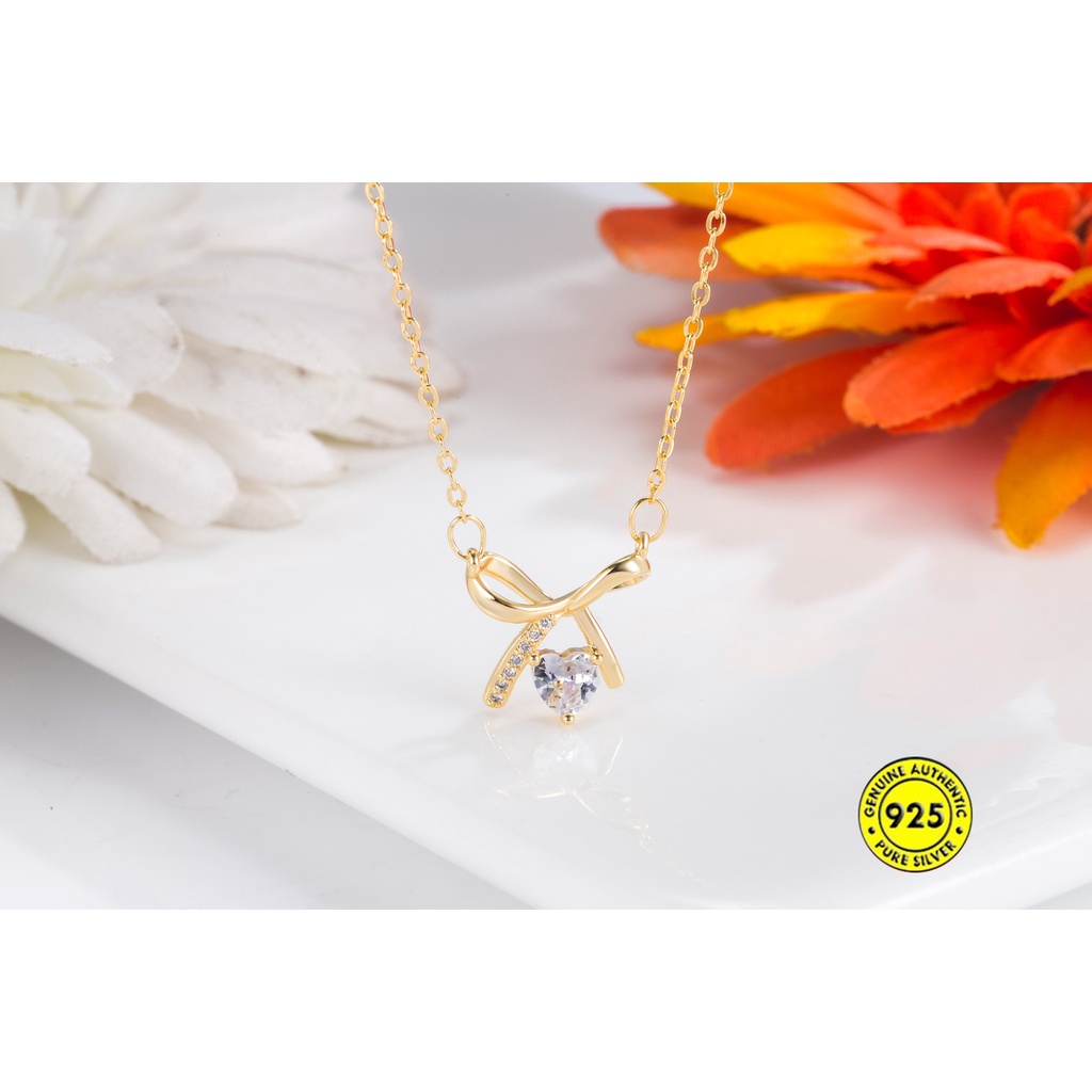 Kalung Bentuk Hati Aksen Berlian Bahan S925 Silver Untuk Wanita