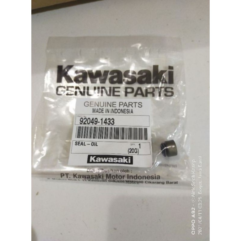 (COD) SEAL SIL KLEP KAWASAKI KAZE BLITZ KAZE R ORIGINAL 1PCS
