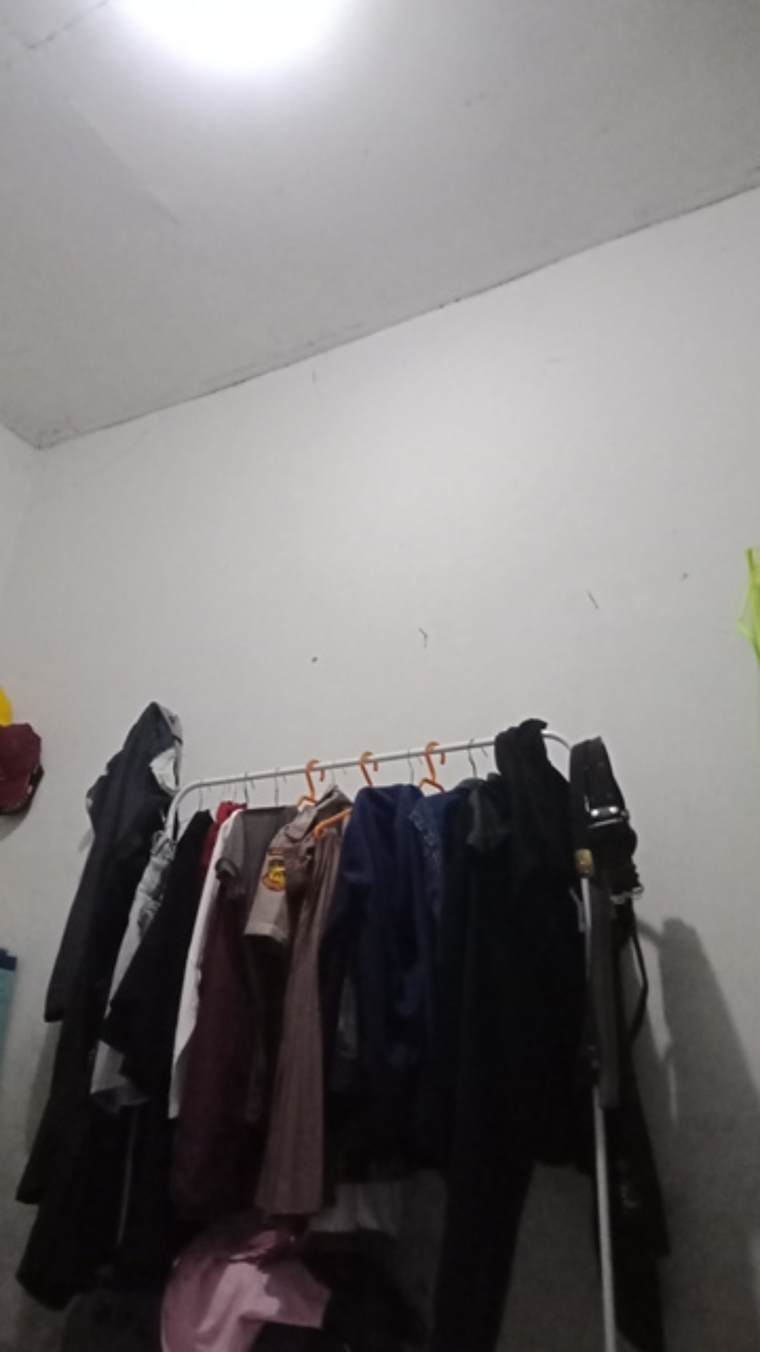Gantungan Baju Rak Lemari Jemuran Stand Hanger Tempat Pakaian Sepatu Single Bahan Besi