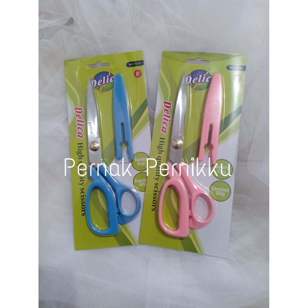 

GUNTING KAIN BAHAN DENGAN PENUTUP / Gunting Kain Delica 8