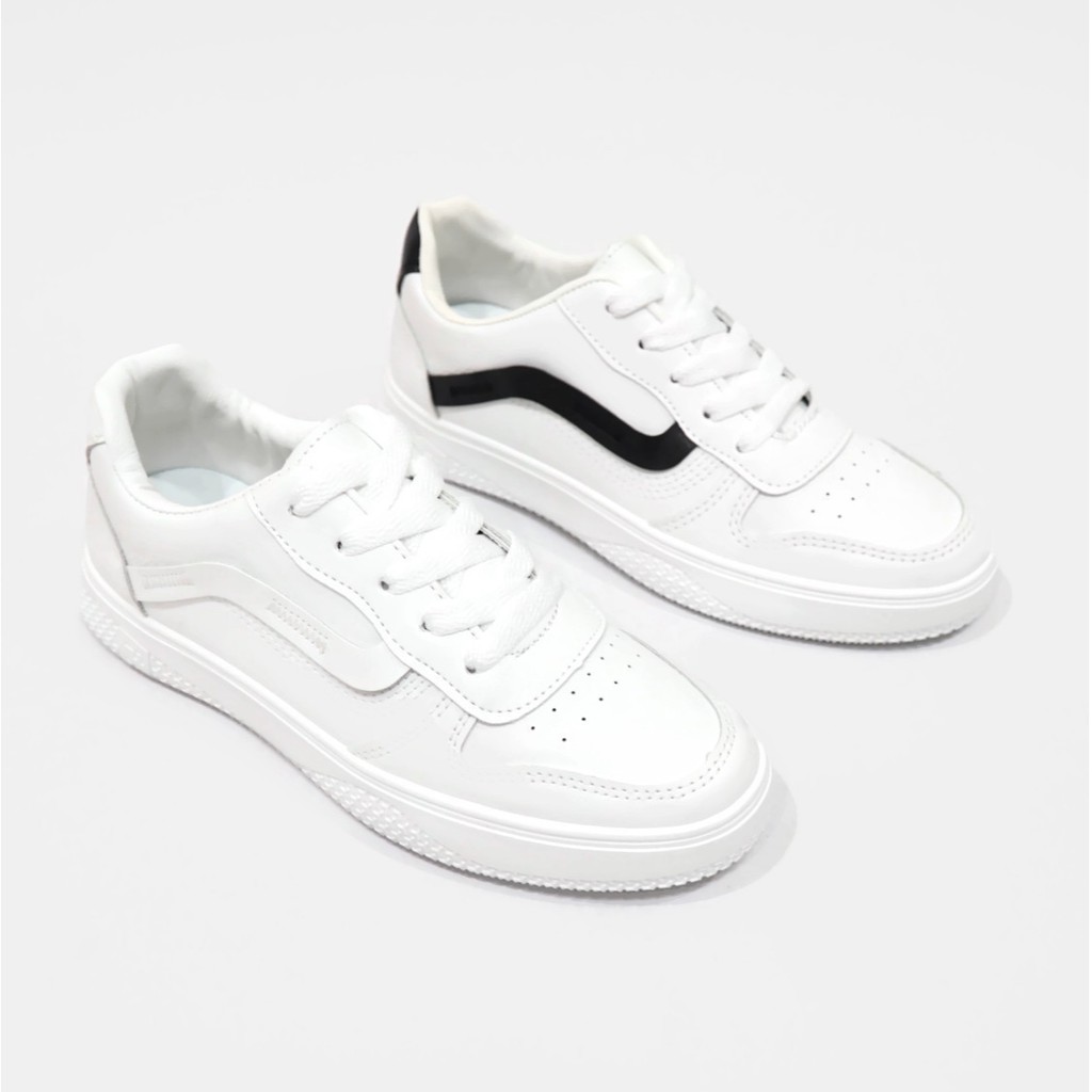 Blow Loedra Sepatu Sneakers Wanita Korea Casual BLTF 0035