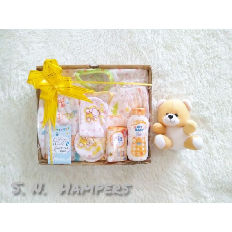 PAKET HAMPERS BAJU BAYI /KADO BAJU BAYI BARU LAHIR /BAJU BAYI BARU LAHIR/KADO BAYI BARU LAHIR