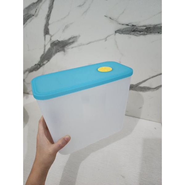 freezermate large 3.3L tupperware