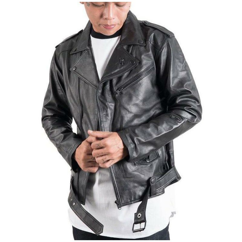 Jaket kulit maternal