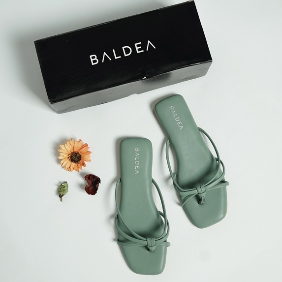 Enma Sandals Flat Wanita