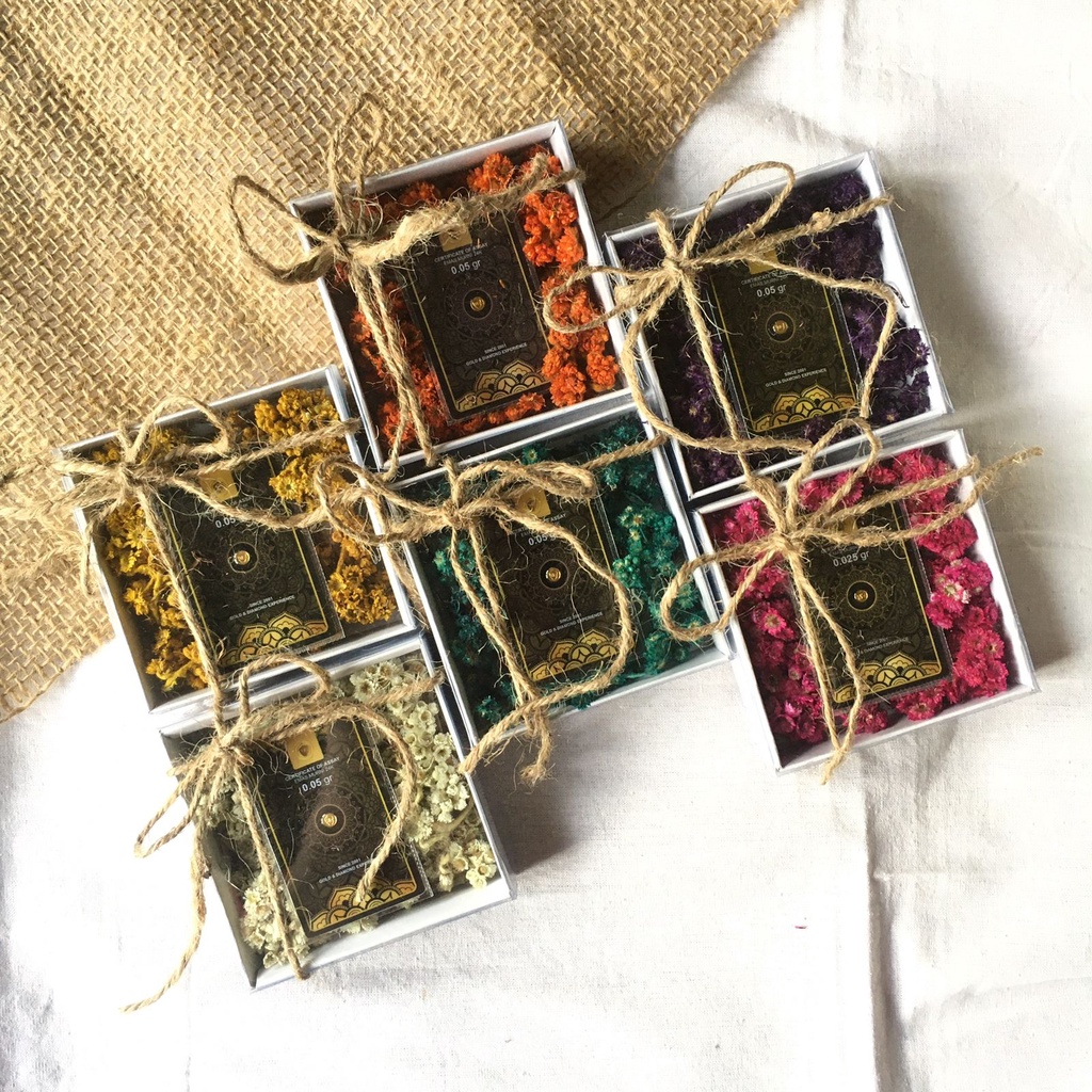 Kado Gift Nikahan Wedding Anniversary Ulang Tahun Wisuda Souvenir Custom Emas Mini