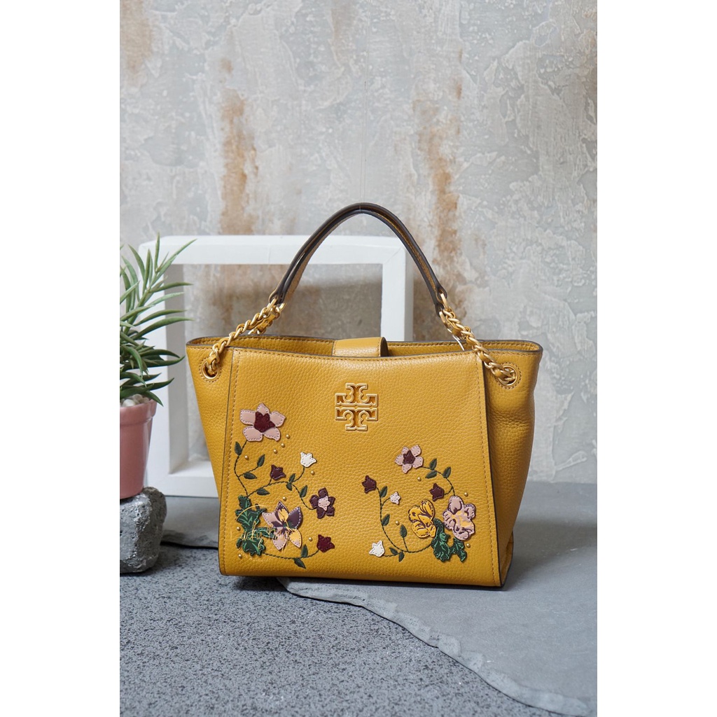 tas tb original/tory burch britten applique mini tote golden curry