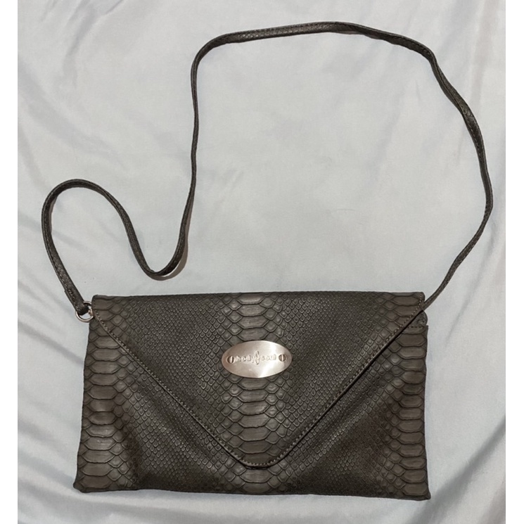 [Preloved] Like new - Tas Pesta Body & Soul Snake Grey