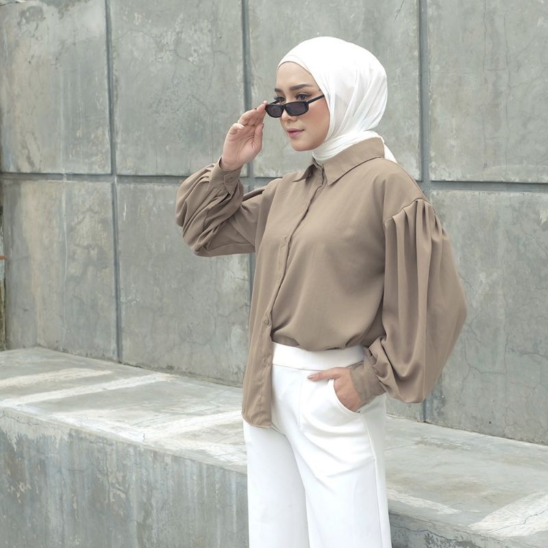 AUDRY RUFI BASIC SHIRT RUFFLE / KEMEJA BASIC TOP / KEMEJA BALON PUTIH / KEMEJA AUDRY | ALDA PUFFY