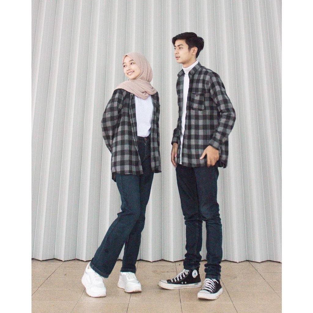 Kemeja Couple dengan pasangan Others Kekinian ootd viral wanita dan pria Kemeja flanel pria dewasa kemeja flanel wanita dewasa kemeja kotak kotak kemeja lengan panjang cowok dan cewek keren kemeja distro baju kemeja cowok cewek couple Coolboys