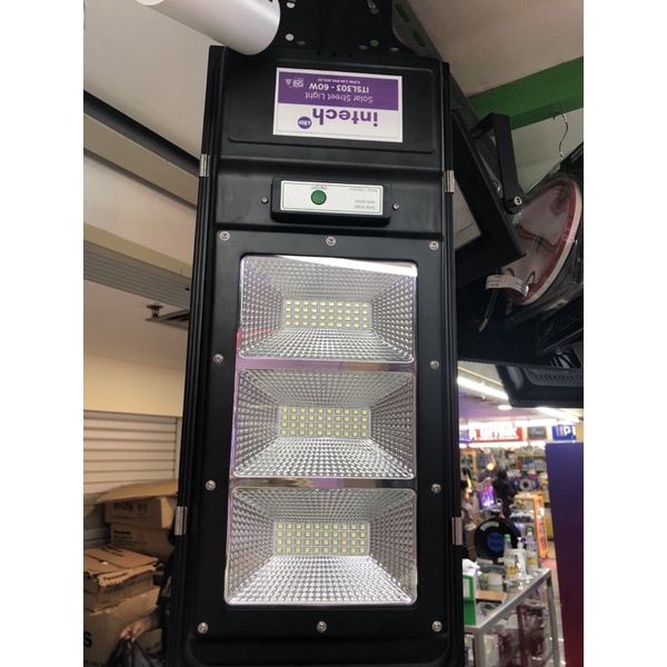 led Solar street light 60watt intech / Lampu panel tenaga matahari