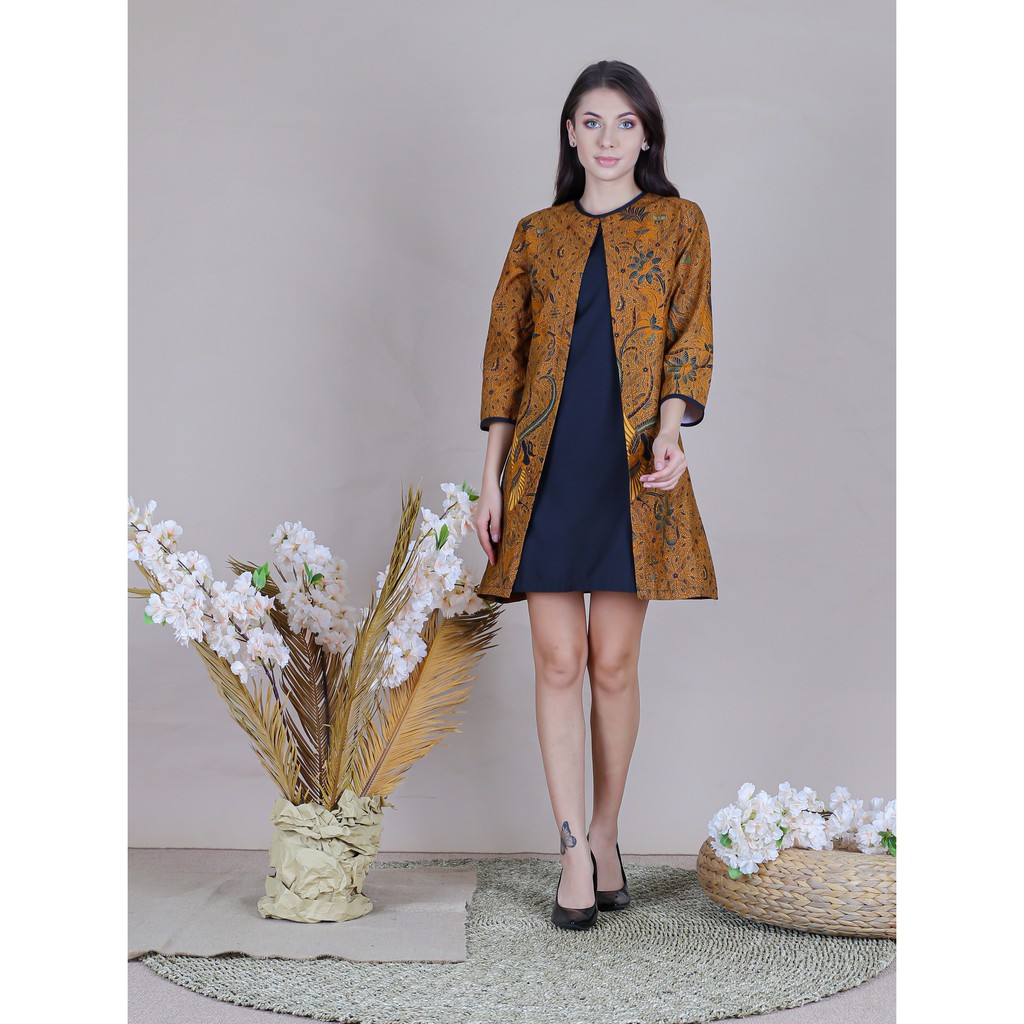 JOHANA SOGAN BATIK DILAPISI TRICOT LINING/LAPISAN BUSANA DAN GRATIS MASKER BATIK SENADA