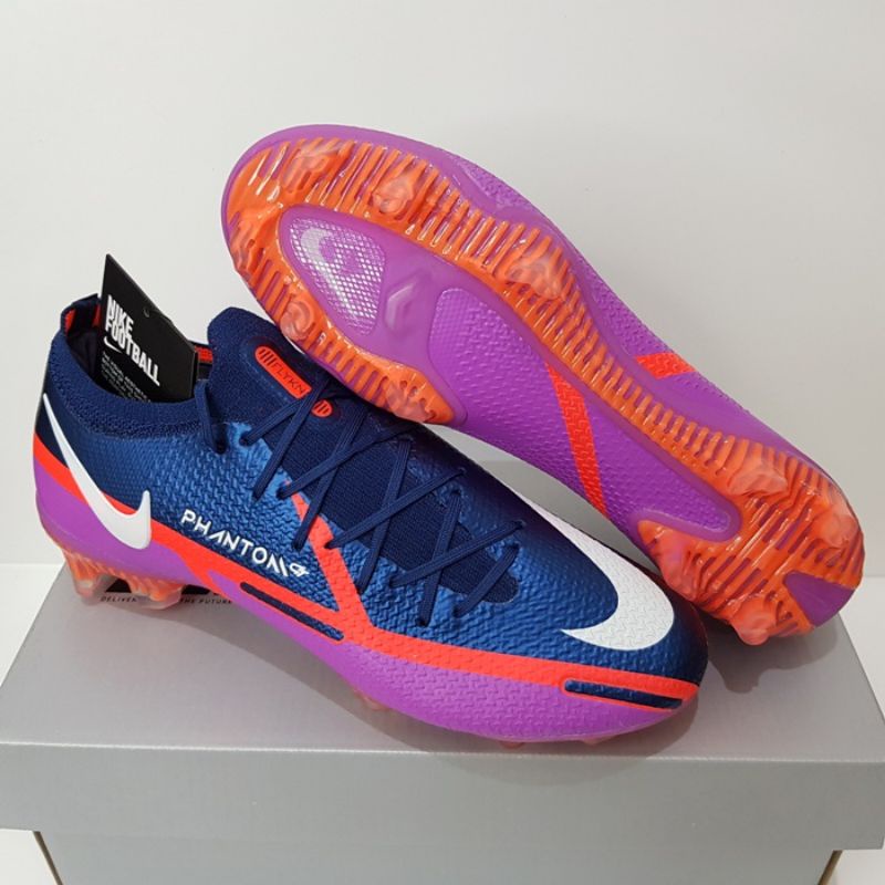 Sepatu Bola nike Phantom Navy Purple .