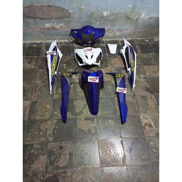 Cover body full set halus bodi revo lama revo  lancip warna biru putih plus striping tahun 2007-2008