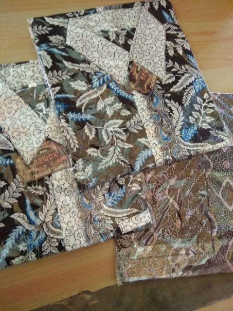 Kemeja Pria Motif Balarak Hrb001 Lengan Pendek Terlaris Terpopuler Cocok Buat Seragam