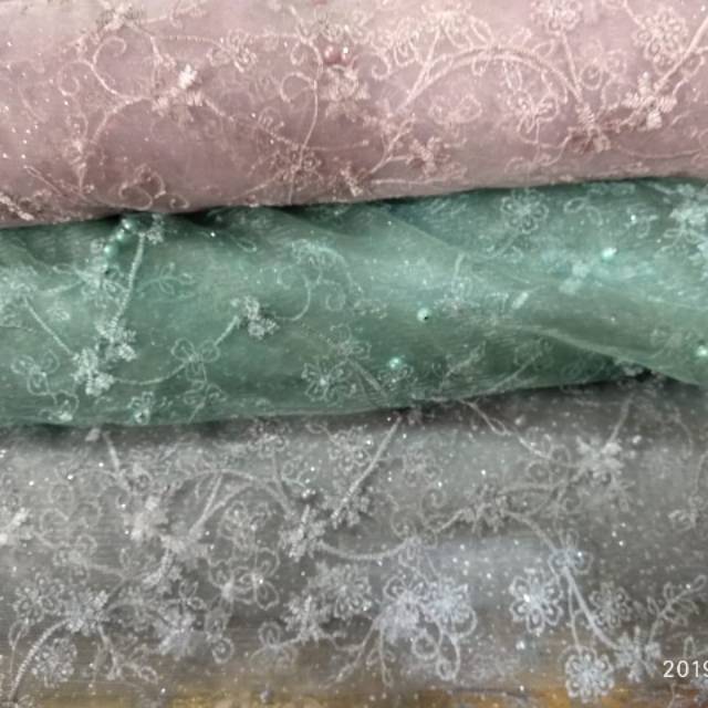 Kain tile motif mutiara