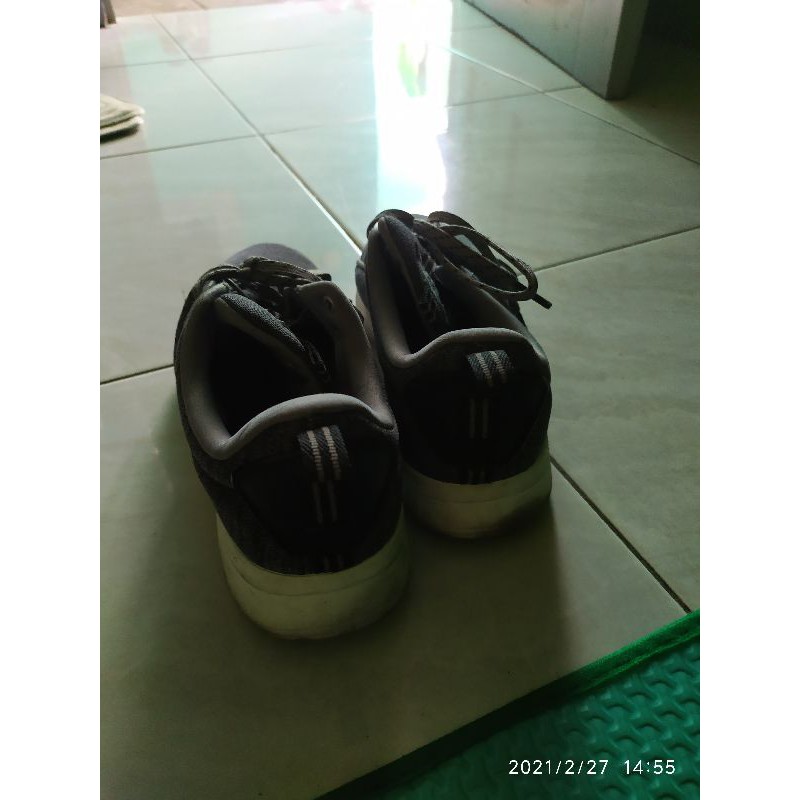 sepatu pria second