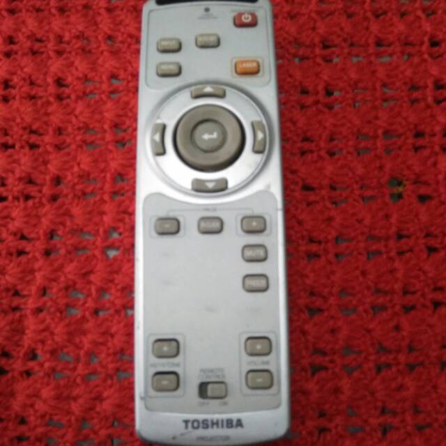 Remote proyektor TOSHIBA