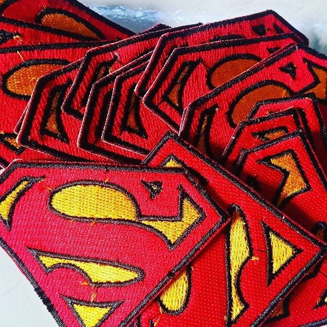 Emblem patch bordir superman logo