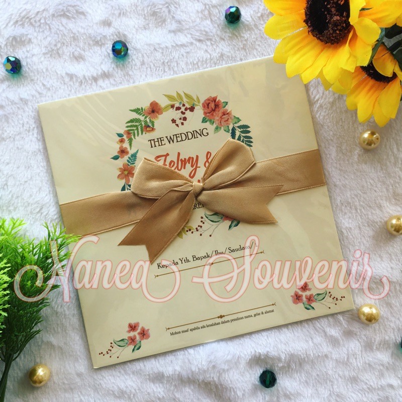 undangan softcover pita / undangan nikahan / undangan