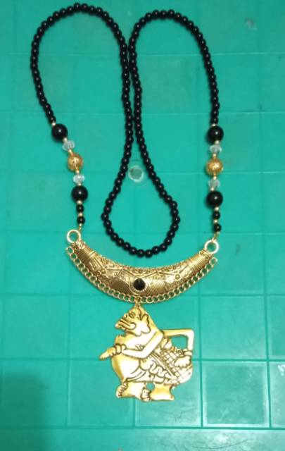 Kalung wayang/kalung perhisan