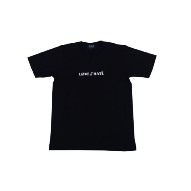 

Bae T-shirt Love//Hate Black