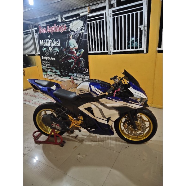 Full fairing R25 untuk byson carbu