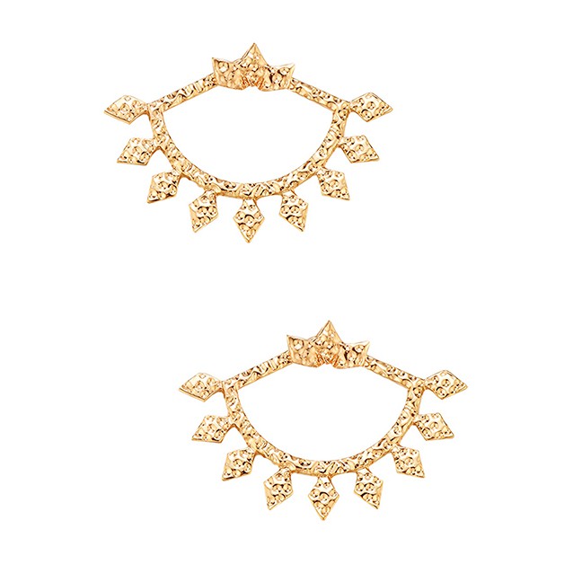 LRC Anting Tusuk Fashion Gold Crown Shape Fan Stud Earrings D49897