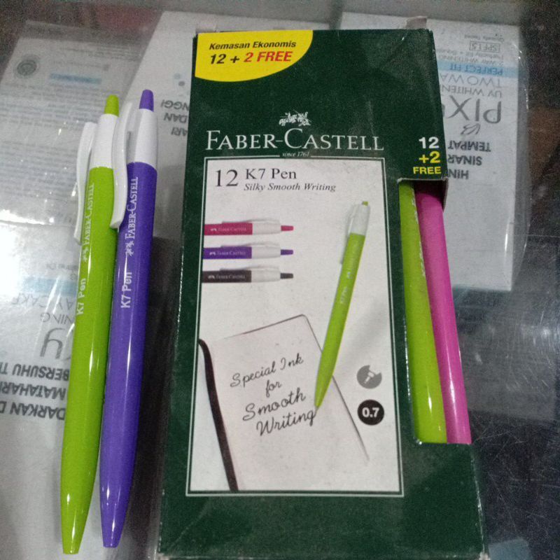 

PULPEN FABER CASTEL TINTA HITAM K7 PEN, WARNA KEMASAN RANDOM