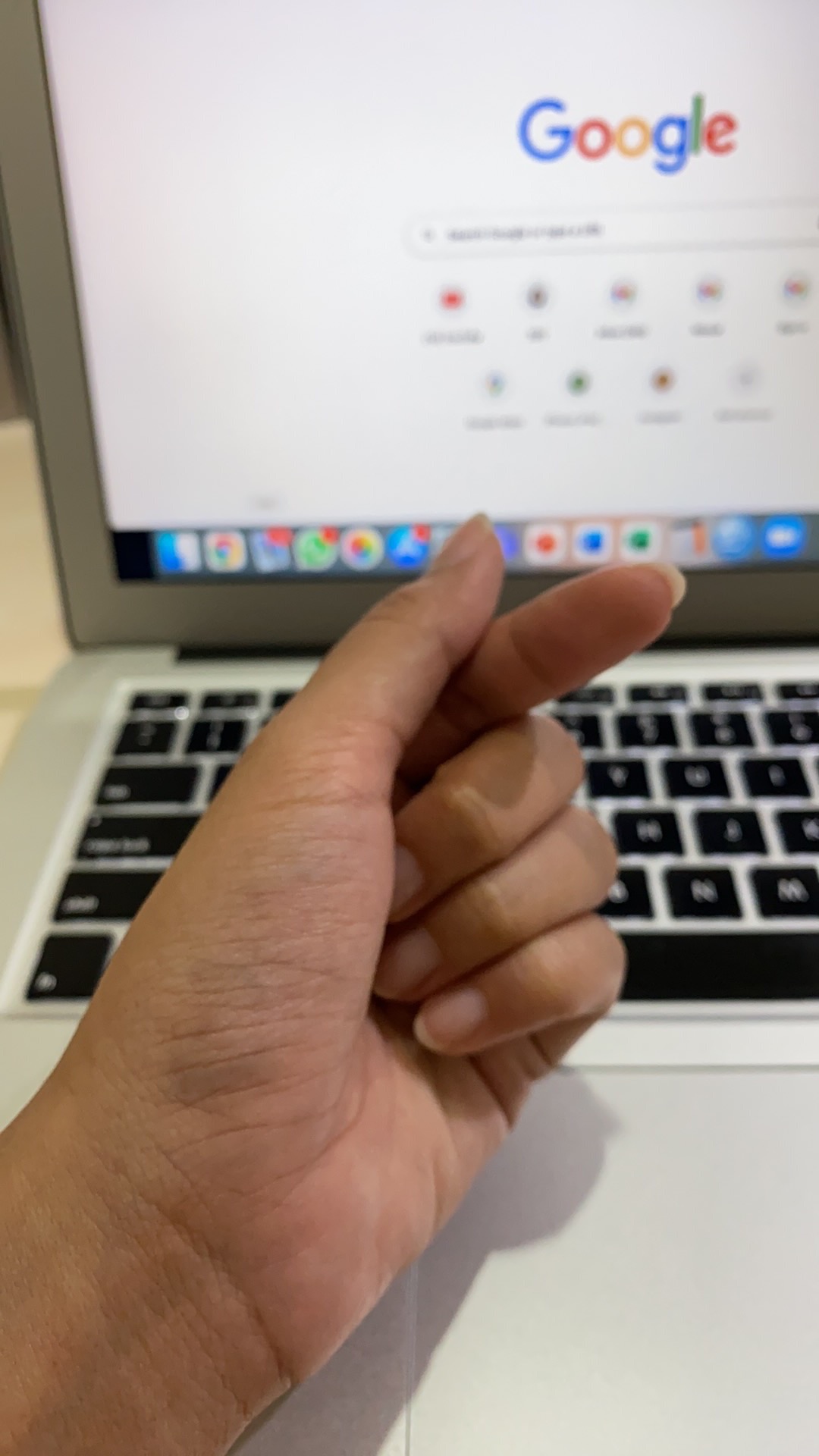 Hem Batik Anak Kemala