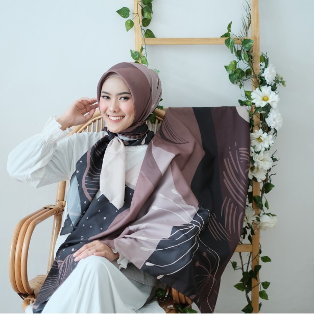 KERUDUNG SEGI EMPAT PRINTING MOTIF JILBAB SEGIEMPAT HIJAB SEGIEMPAT SCARF NAYLA