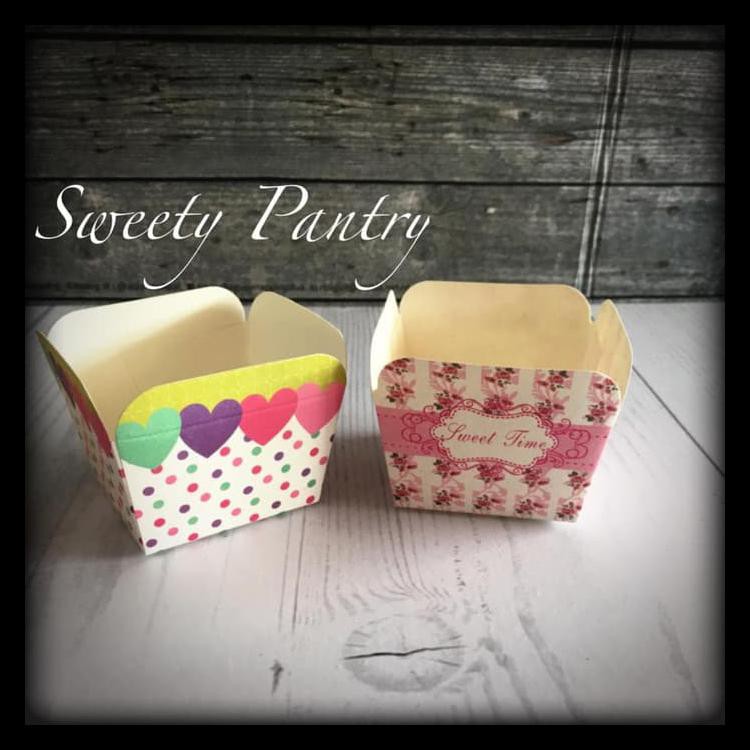 Ready Stock Cupcake Kotak Square / Cup Hokkaido Chiffon Cupcakes Paling Laku