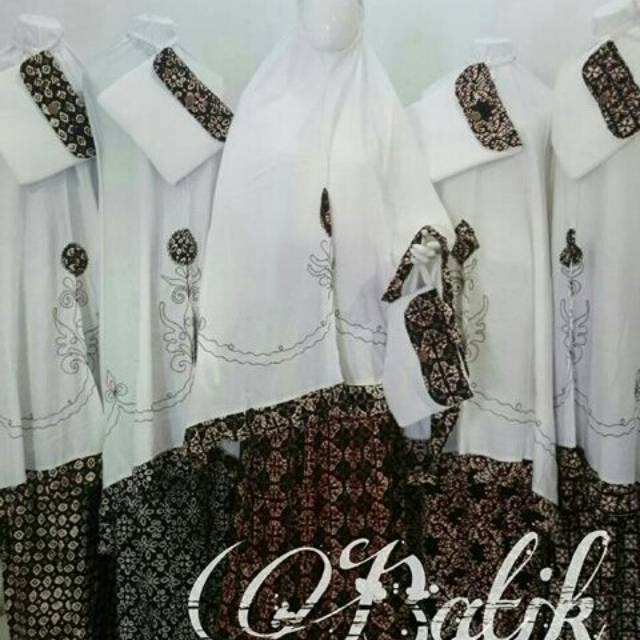 Mukena batik solo