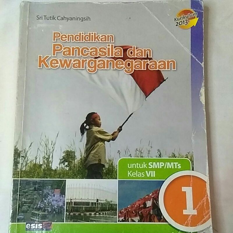 

Buku Paket PPKn Kelas 7 SMP kurikulum 3013 Sri Tutik Cahyaningsih