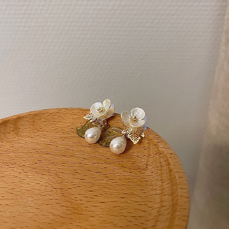 Anting Tusuk Gantung Bahan Sterling Silver 925 Desain Pita + Bunga + Mutiara Gaya Korea Untuk Wanita